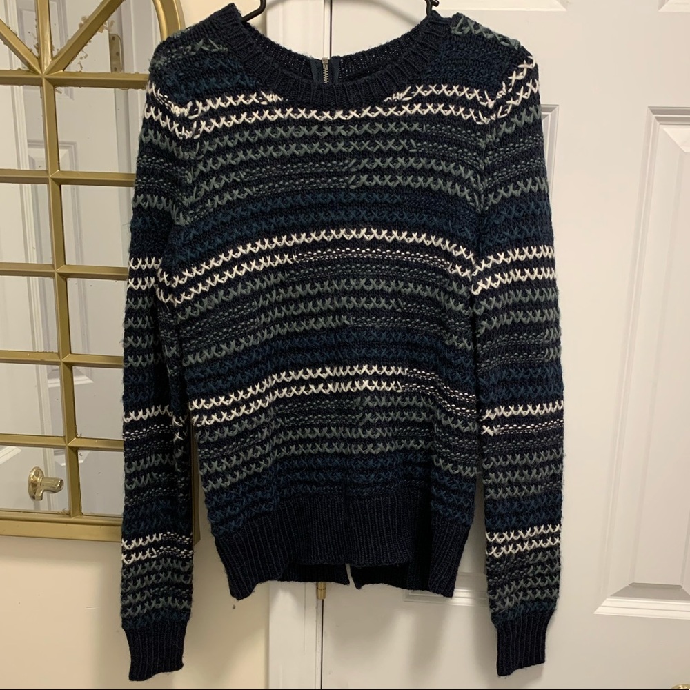 Abercrombie & Fitch Patterned Sweater